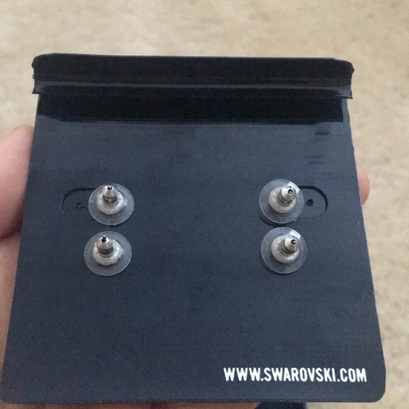 Swarovski Earring Set - Picture 3 of 7